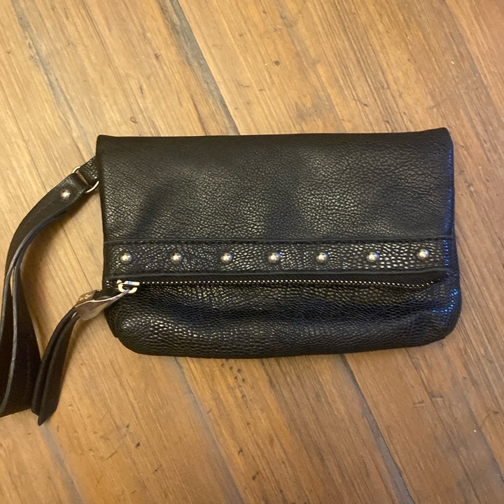 JLo wallet